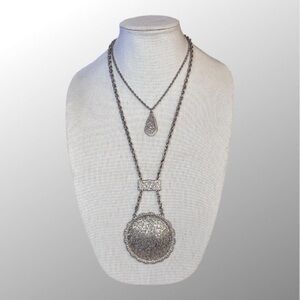 🌼Two Tier Filigree Large Medallion Pendant Necklace
